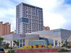 打造以酒店實(shí)體為載體、以旅行社為渠道、以文化旅游宣傳為主體的一條龍服務(wù)網(wǎng)絡(luò)
