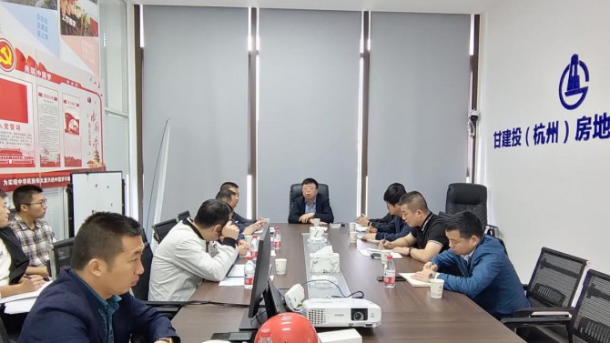 王志宏一行調研指導百酈玲瓏府項目